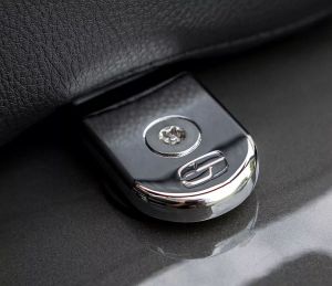 Saddlemen 8910C biztonsági ülés csavar Ülés rögzítés 2