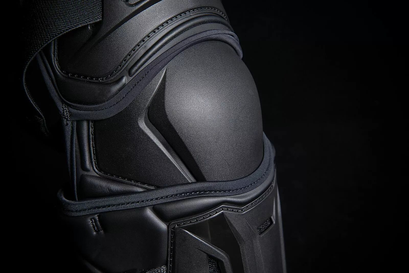 Icon 2704-0495 Field Armor 3 ™ térd Térdvédő 6