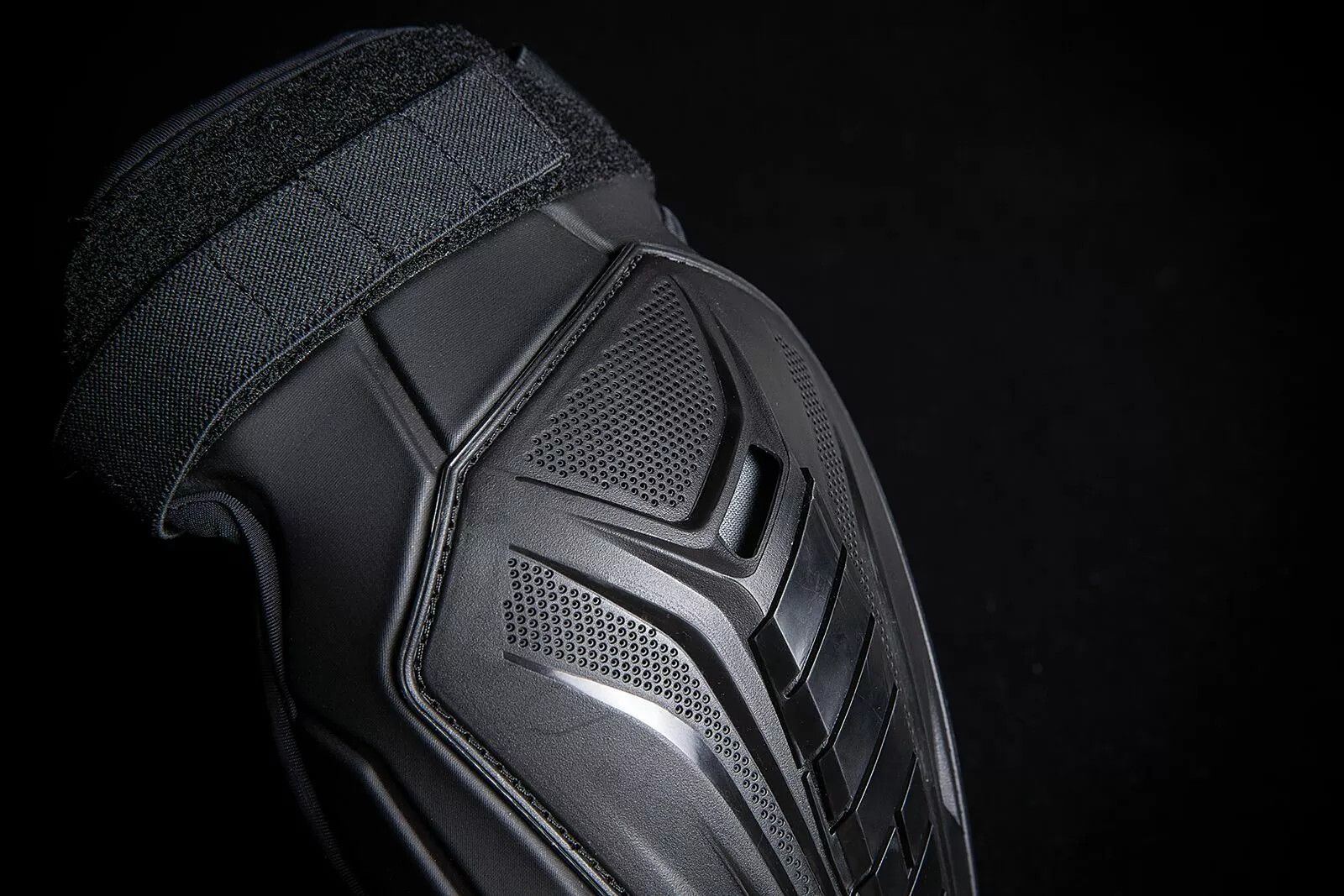Icon 2706-0208 Field Armor 3 ™ könyök Váll, könyök és csuklóvédő 6