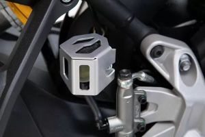 Sw-motech SCT.22.547.10000/S féktartály védő Főfékhenger és fékfolyadéktartály alkatrészei