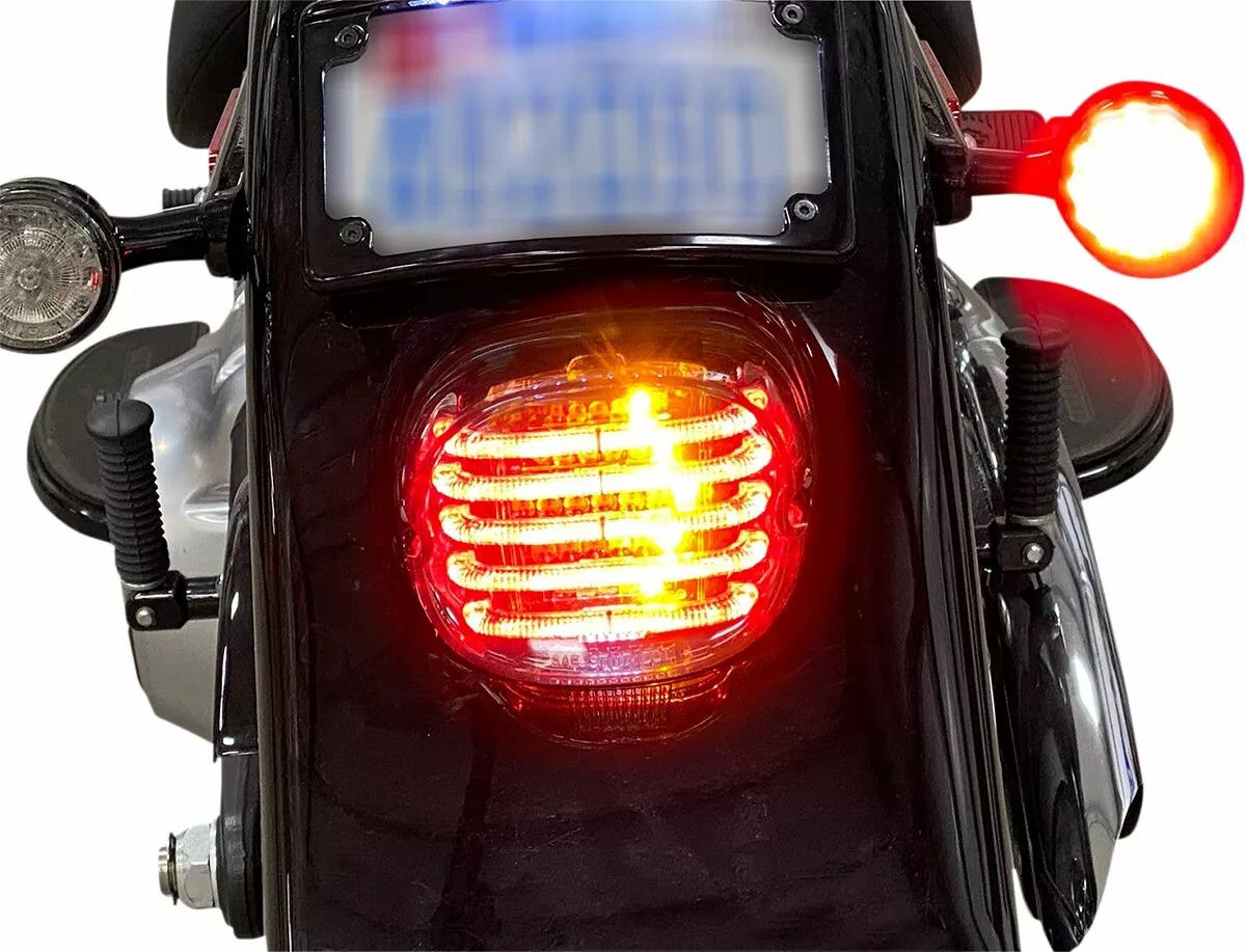 Custom dynamics PB-TL-INT-NW-S ProBEAM® integrált alacsony profilú LED-es hátsó lámpák kiegészítő irányjelzőkkel Hátsólámpa 1