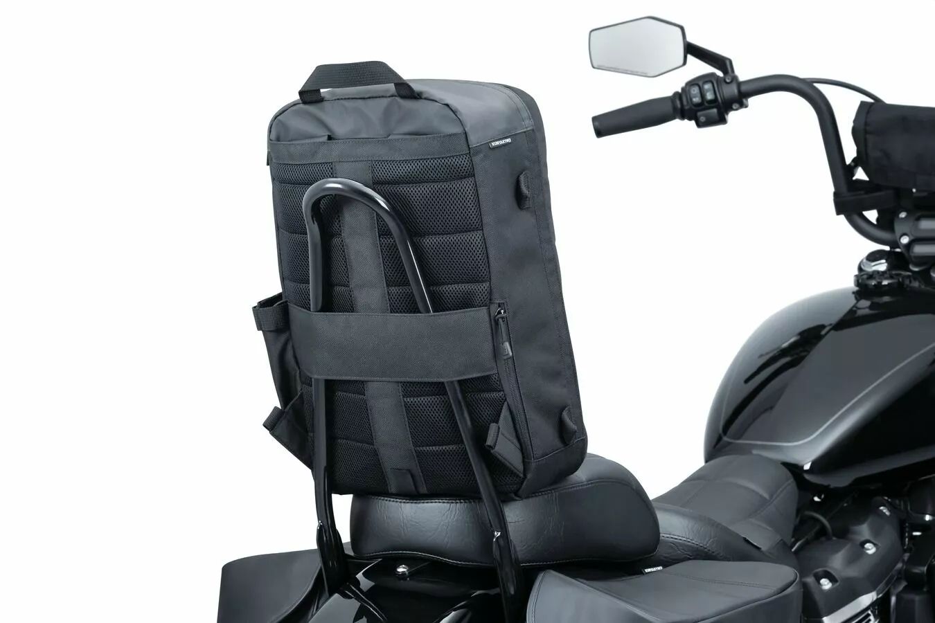 Kuryakyn KUR5257 LOMINUM RUNAWAWAY hátizsák Motoros hátizsák 18