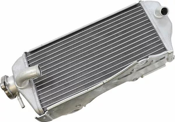 Ksx KSX1061 csere OEM radiátor Hűtés alkatrész 0