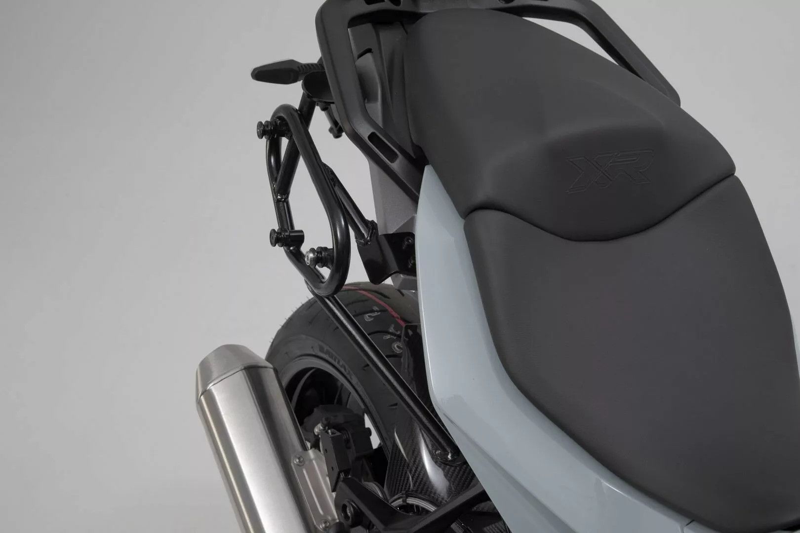 Sw-motech HTA.07.954.11000 SLC oldalsó tartó Csomagtartó állvány motorkerékpárra 1