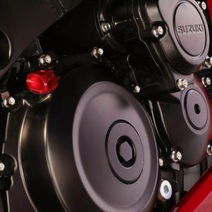 Pro bolt OFCS10R olajbetöltő sapkák Egyéb motorblokk alkatrészek 1