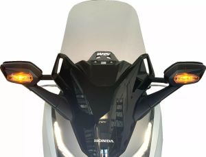 Wrs HO022F szélvédő robogóhoz Szélvédő, fejidom 8