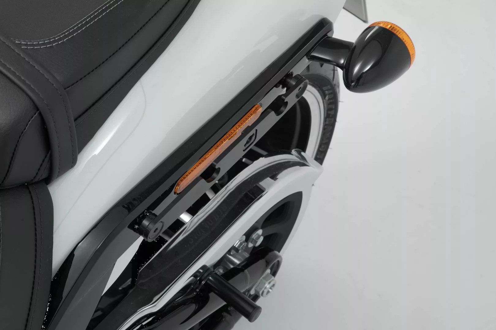 Sw-motech HTA.18.682.10700 SLH oldalsó tartó Csomagtartó állvány motorkerékpárra 0