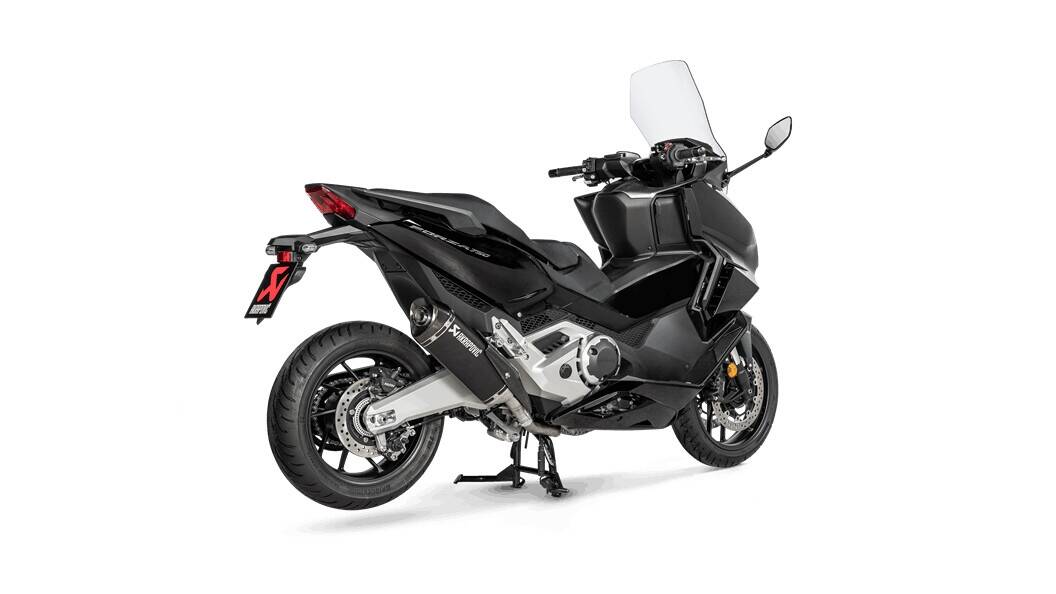 AKRAPOVIC SLIP-ON vonal kipufogódob titán karbon vég sapka Kipufogó dob - Slip On 0