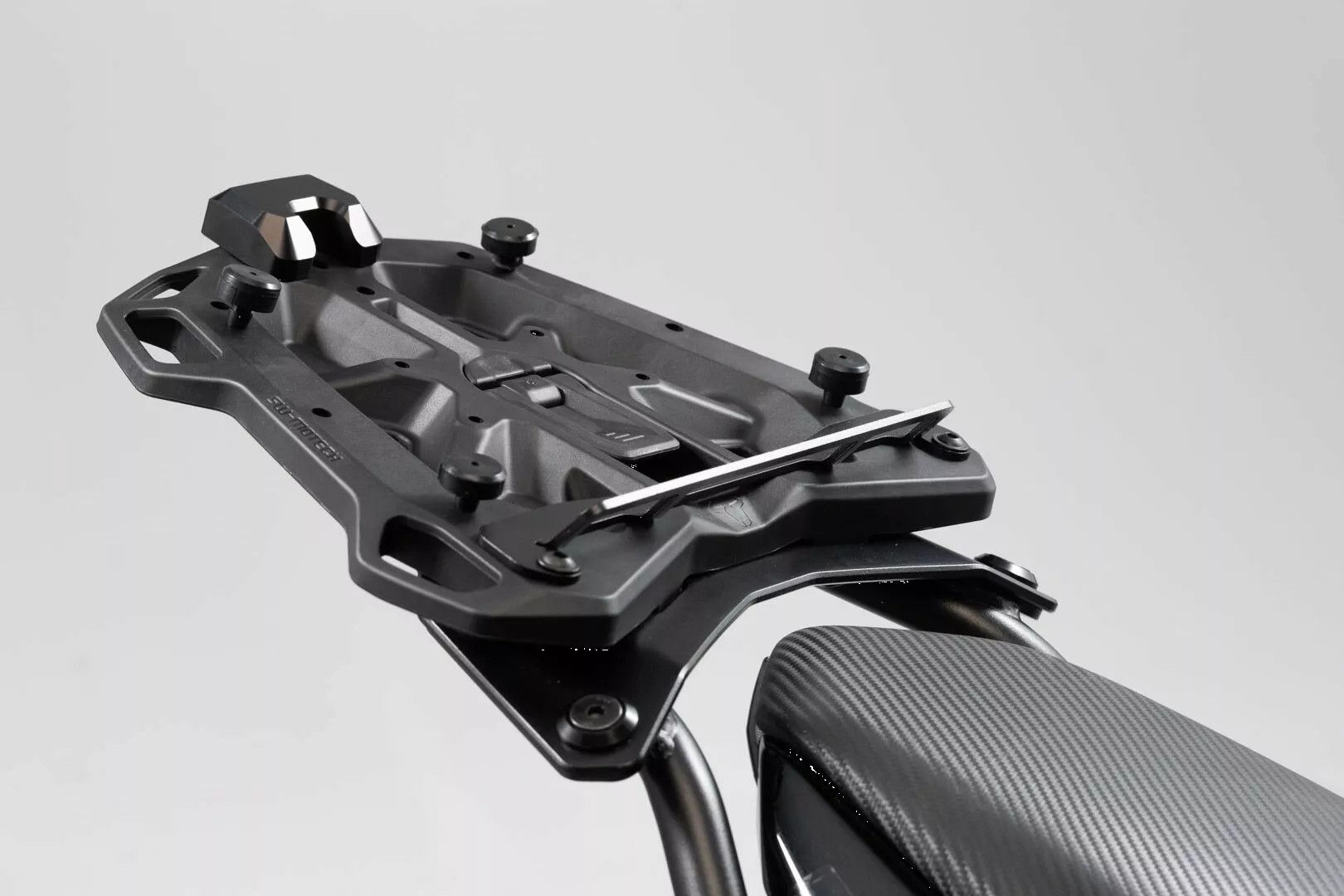 Sw-motech GPT.00.152.54800/B utcai állványadapter Csomagtartó állvány motorkerékpárra 0