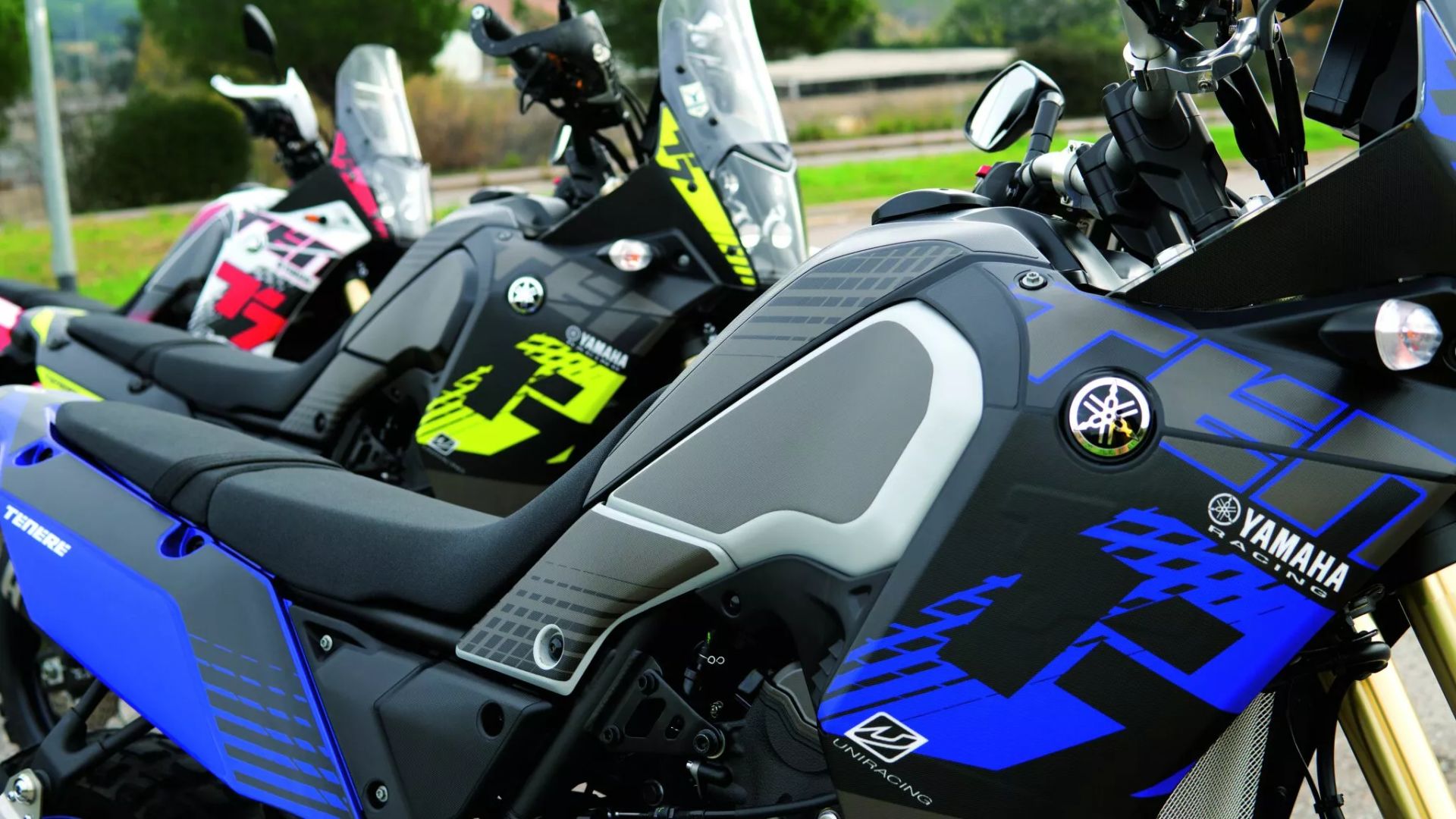 Uniracing K49371 dekorációs készlet Yamaha Tenere 700 Matrica 1