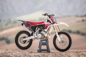 FANTIC XX 250 2T MX versenymotor MY23 FANTIC motorkerékpár