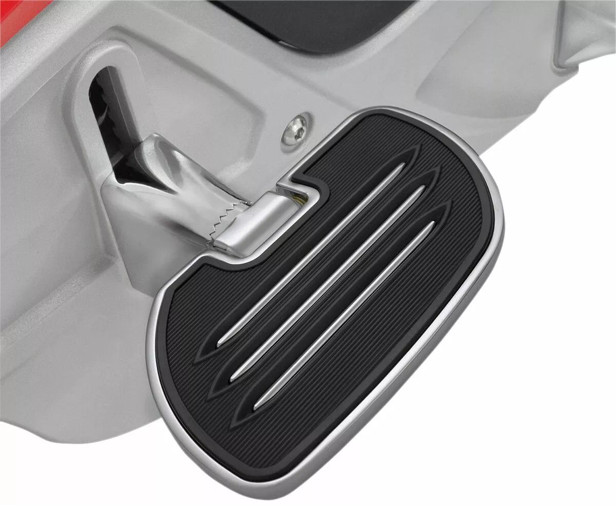 Show chrome 41-185 Commander Passenger Floorboard Lábtartó 2
