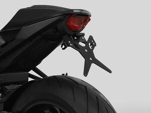 Zieger LCS PLT HLD típus E CB1000 Rendszámtartó