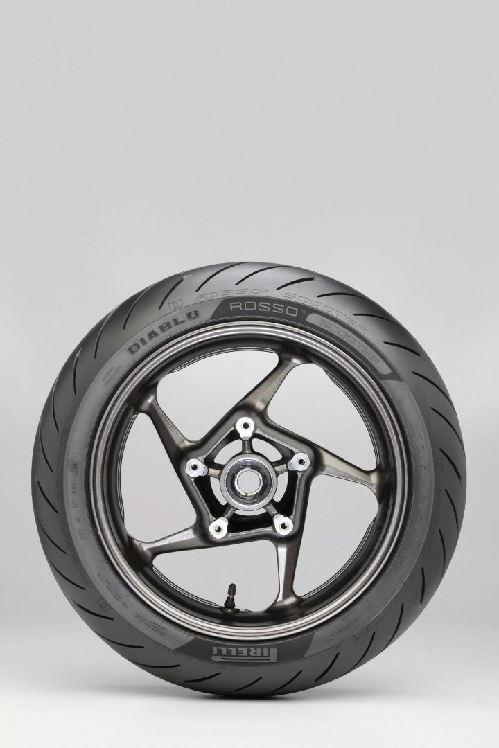 Pirelli 3995100 Diablo Rosso Scooter gumiabroncs Motorkerékpár gumiabroncs 2
