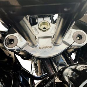 Slyfox SF1000-1 49 mm-es hármas bilincsek Első futómű 2