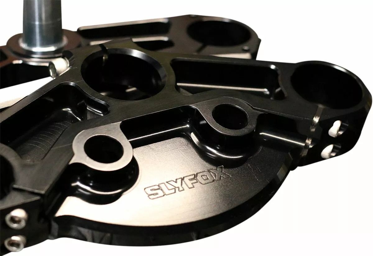 Slyfox SF14TK-2 Egyedi 49 mm-es hármas fa Első futómű 1