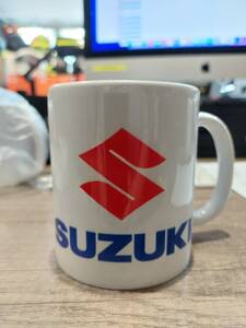  Bögre SUZUKI Bögre és egyéb ajándéktárgy