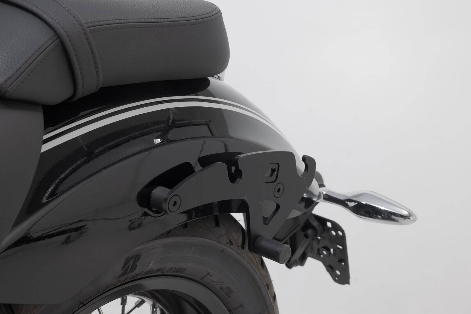 Sw-motech SLH oldal szállító LH1 L Csomagtartó állvány motorkerékpárra 0