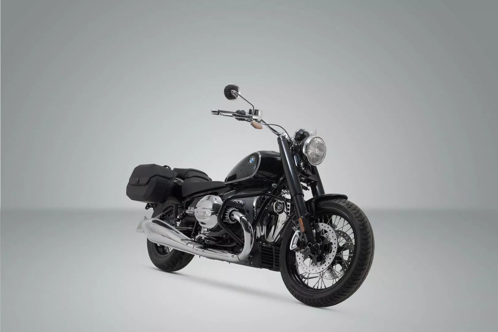 Sw-motech HTA.07.682.10100 SLH oldalsó tartó Csomagtartó állvány motorkerékpárra 1