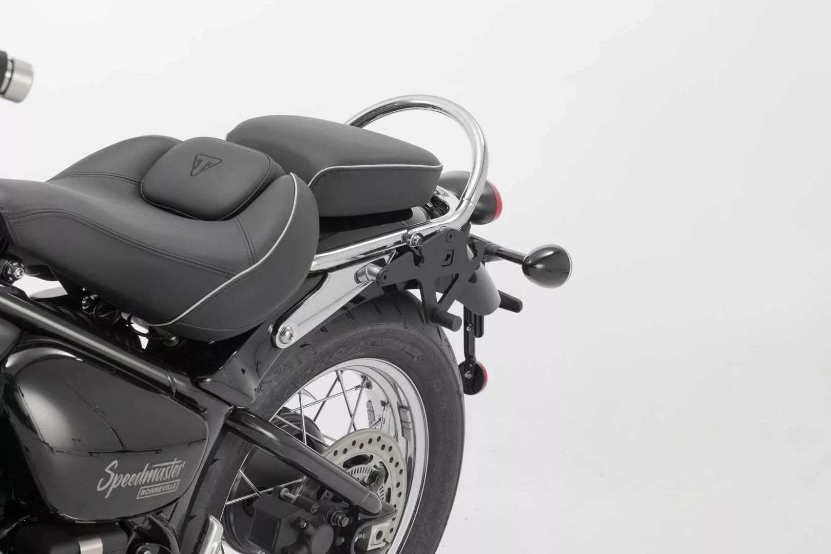 Sw-motech HTA.11.682.10000 SLH oldalsó tartó Csomagtartó állvány motorkerékpárra 3