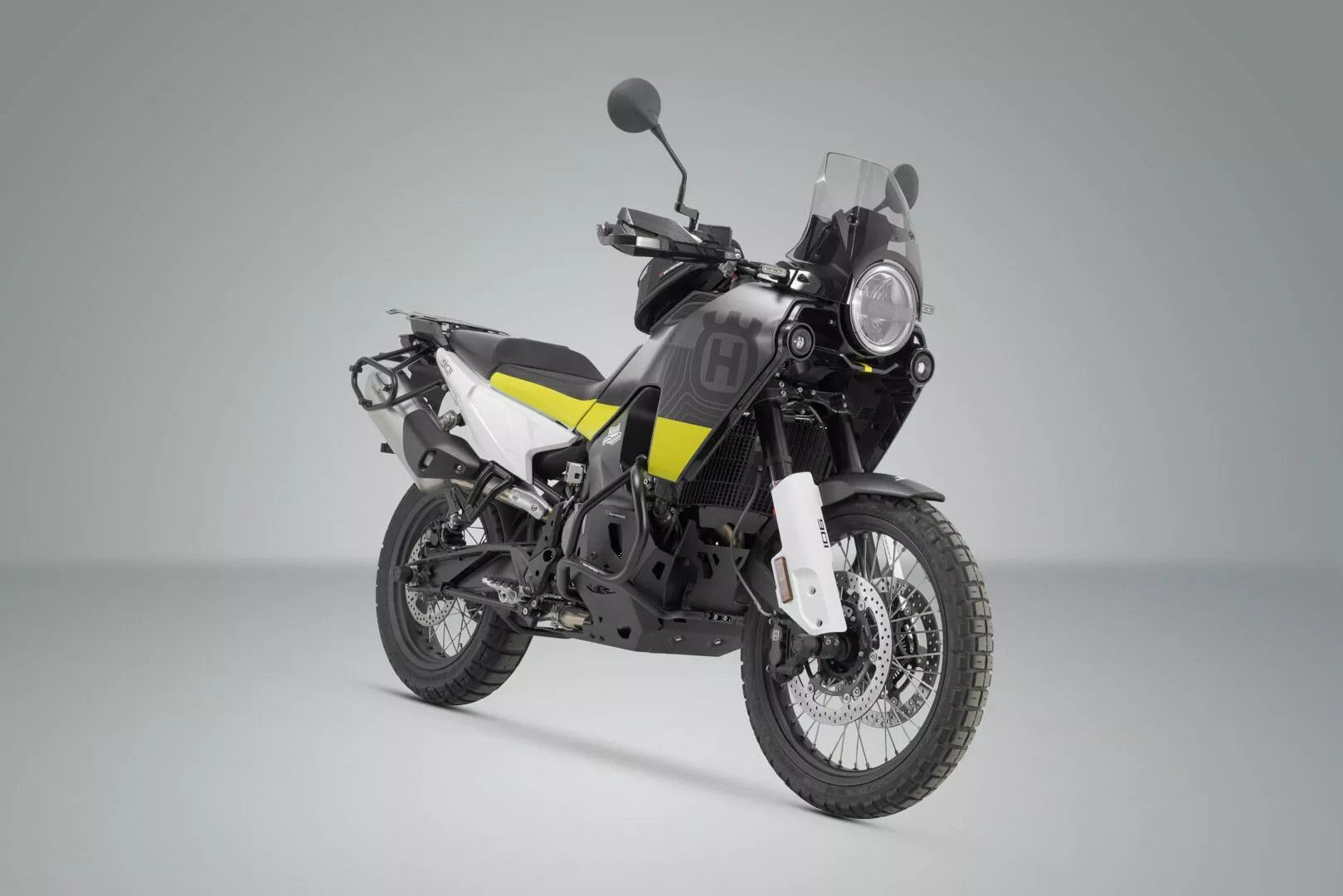 Sw-motech HTA.03.992.11000 SLC oldalsó tartó Csomagtartó állvány motorkerékpárra 1