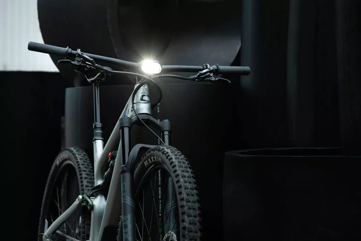 Supernova U-M99MIPC-K-MBLK M99 MINI PRO25 Fényszóró Fényszóró, helyzetjelző 1