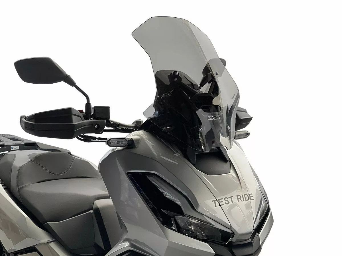Wrs HO057F szélvédő robogóhoz Szélvédő, fejidom 0