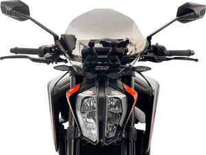 Wrs WNDSCRN SPORT DUKE790/890 füstszínû Szélvédő, fejidom