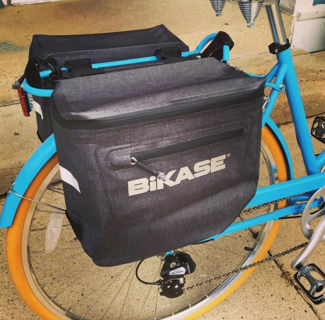 Bikase 2046G Urbanator állítható paninerek Bicikli táska 1