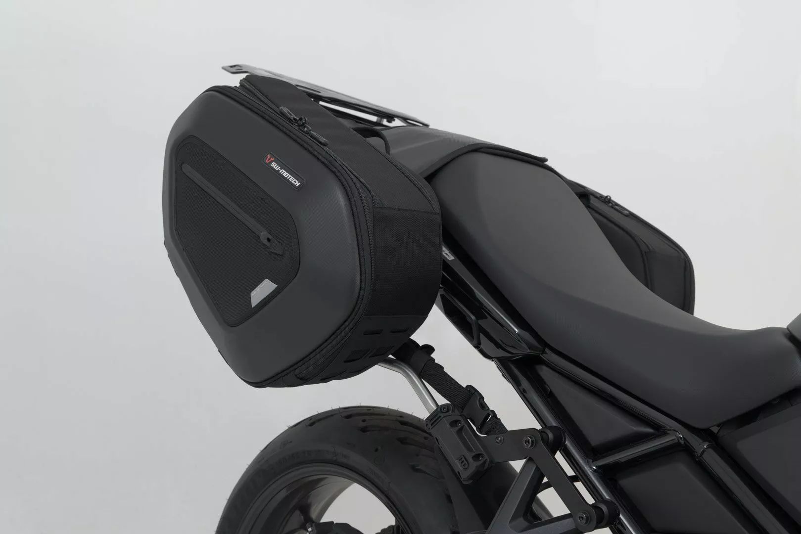 Sw-motech Bc.hta.11.740.31300 Pro Blaze SaddleBag készlet Oldaldoboz és alkatrészei 1