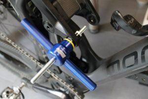Black bearing To-Press2 csapágyak összeszerelése 2 Szerszám motorkerékpár szereléshez 1