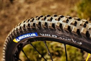 Michelin 490514 Wild AM² verseny Motorkerékpár gumiabroncs 3