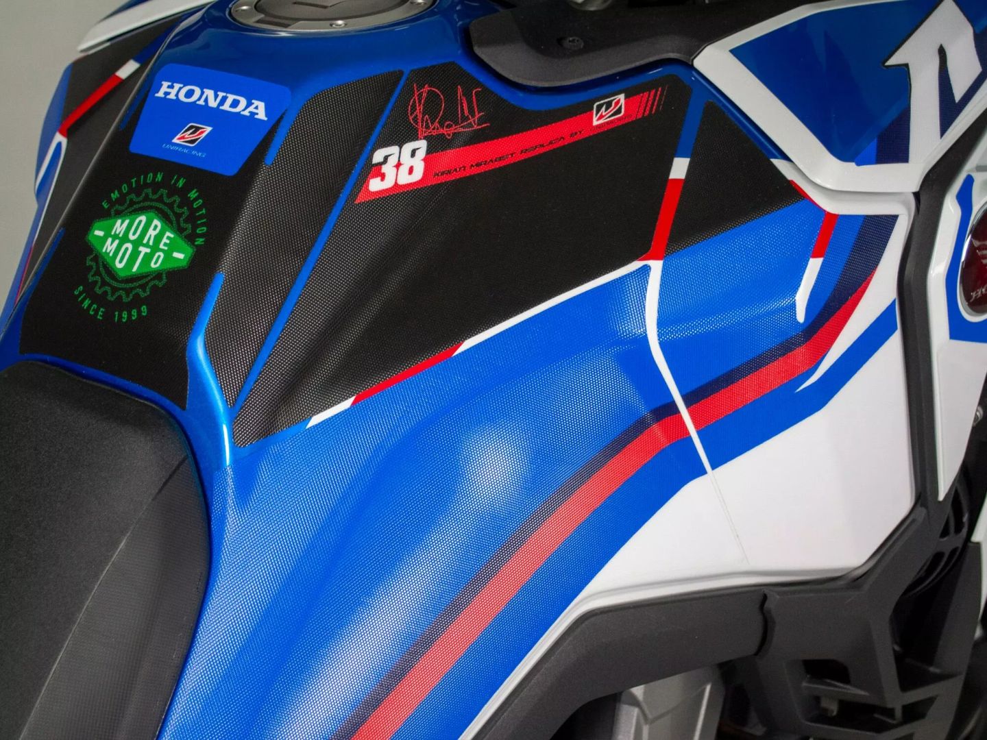 Uniracing K50847 matricakészlet Matrica 2