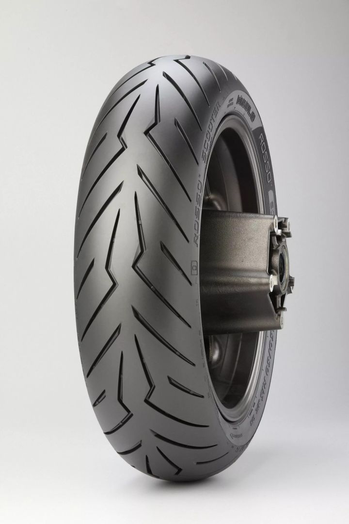 Pirelli 4017500 Diablo Rosso robogó gumi Motorkerékpár gumiabroncs 0