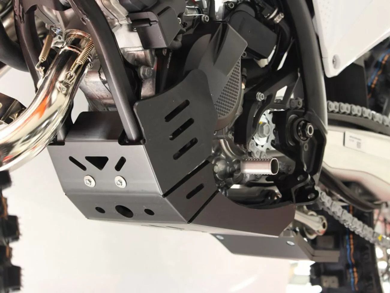 Axp racing AX1671 Xtrem csúszólemez Bukócső, blokkvédő, váz 2