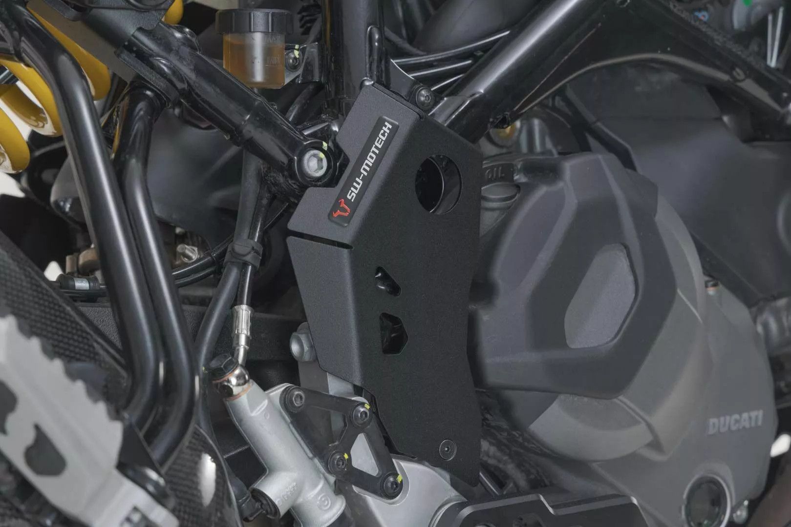Sw-motech SCT.22.995.10001/B Sarokvédő Hardware & Accessories 1