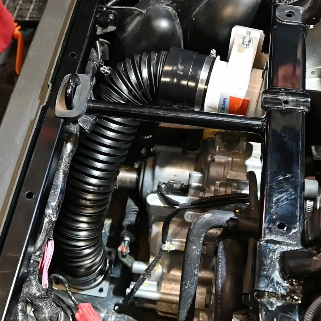 Dei 902481 Kiegészítő ventilátorkészlet Motorblokk alkatrész 3