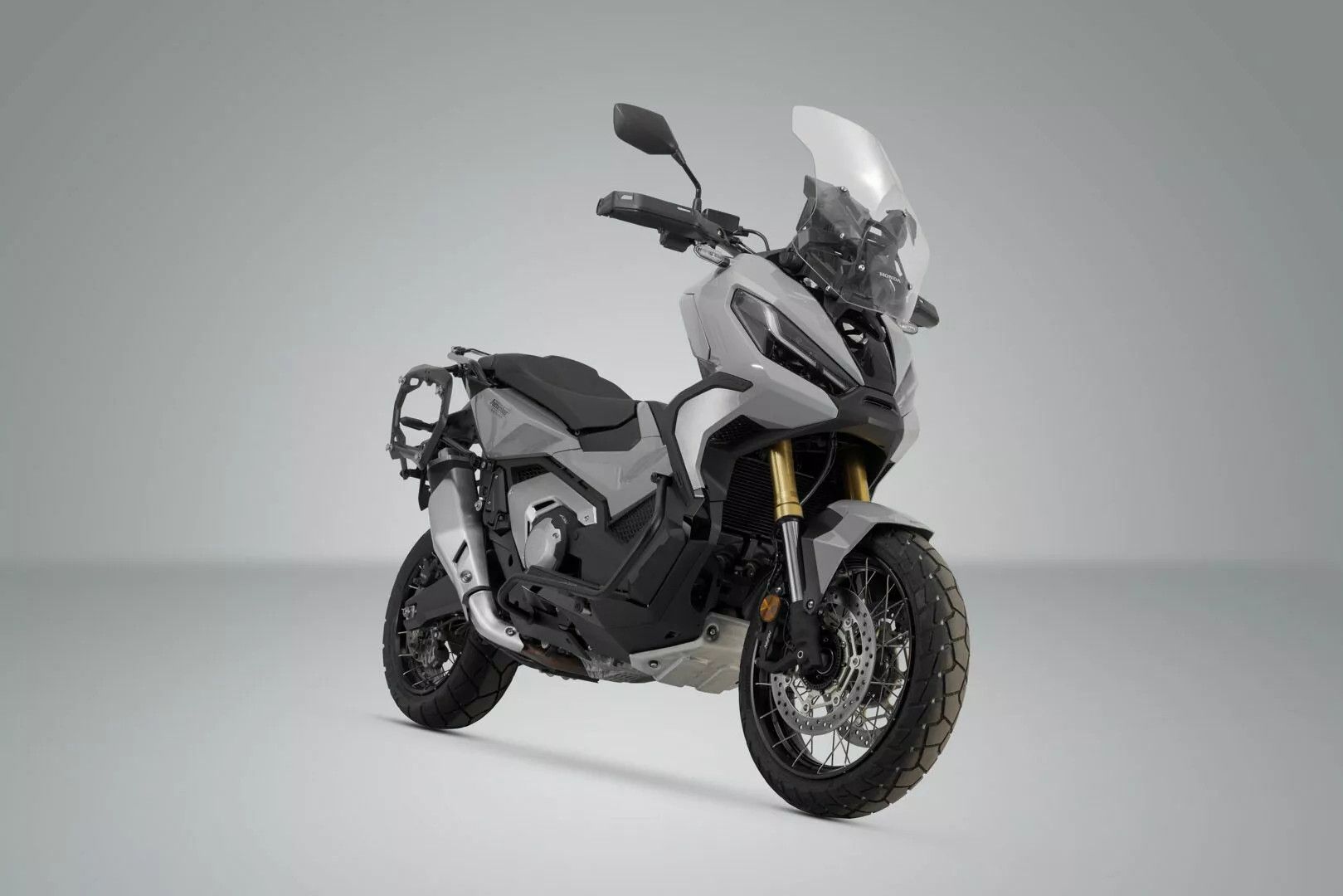 Sw-motech KFT.01.808.30000/B PRO oldalsó tartó Csomagtartó állvány motorkerékpárra 2