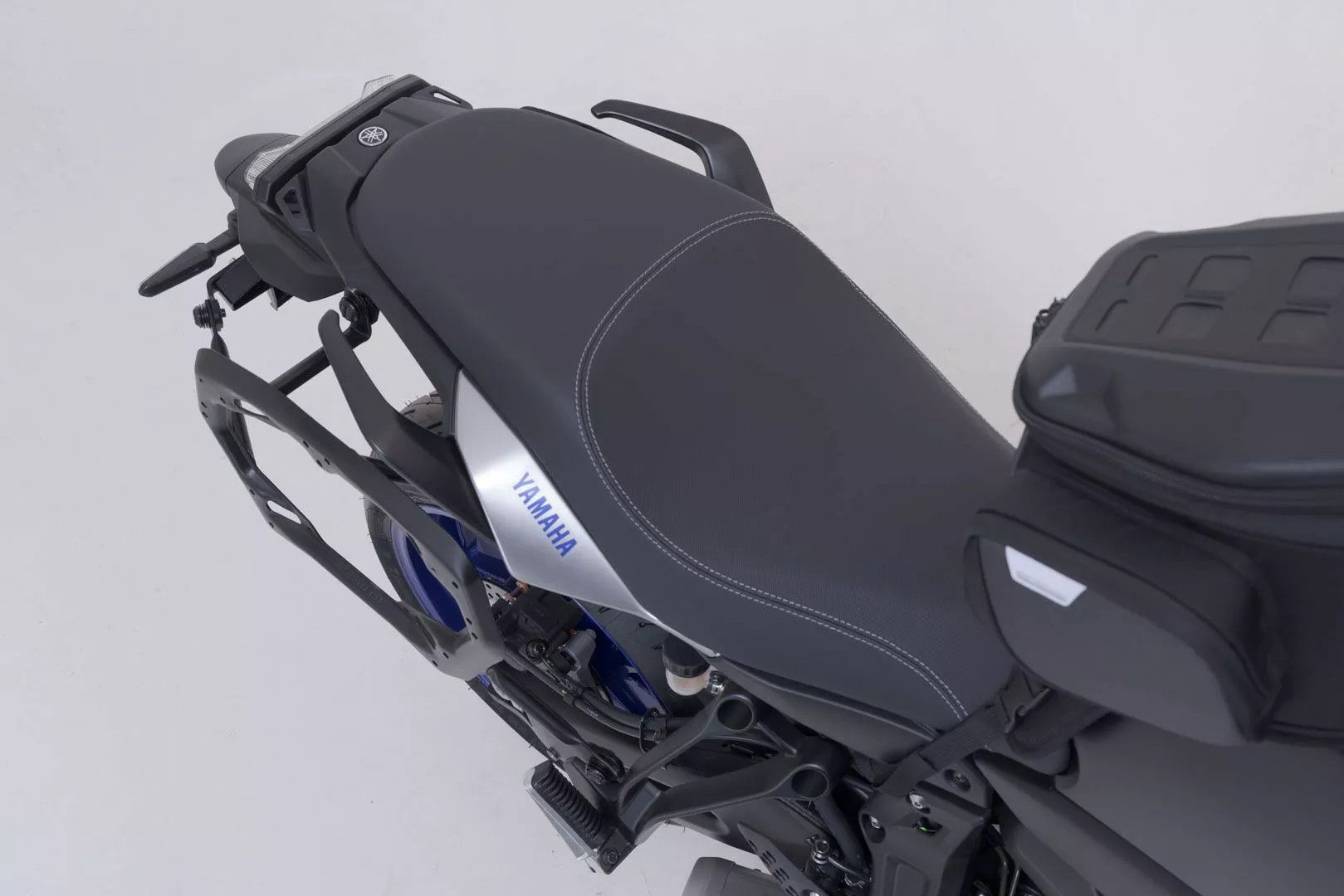 Sw-motech KFT.06.593.30000/B PRO oldalsó tartó Csomagtartó állvány motorkerékpárra 3