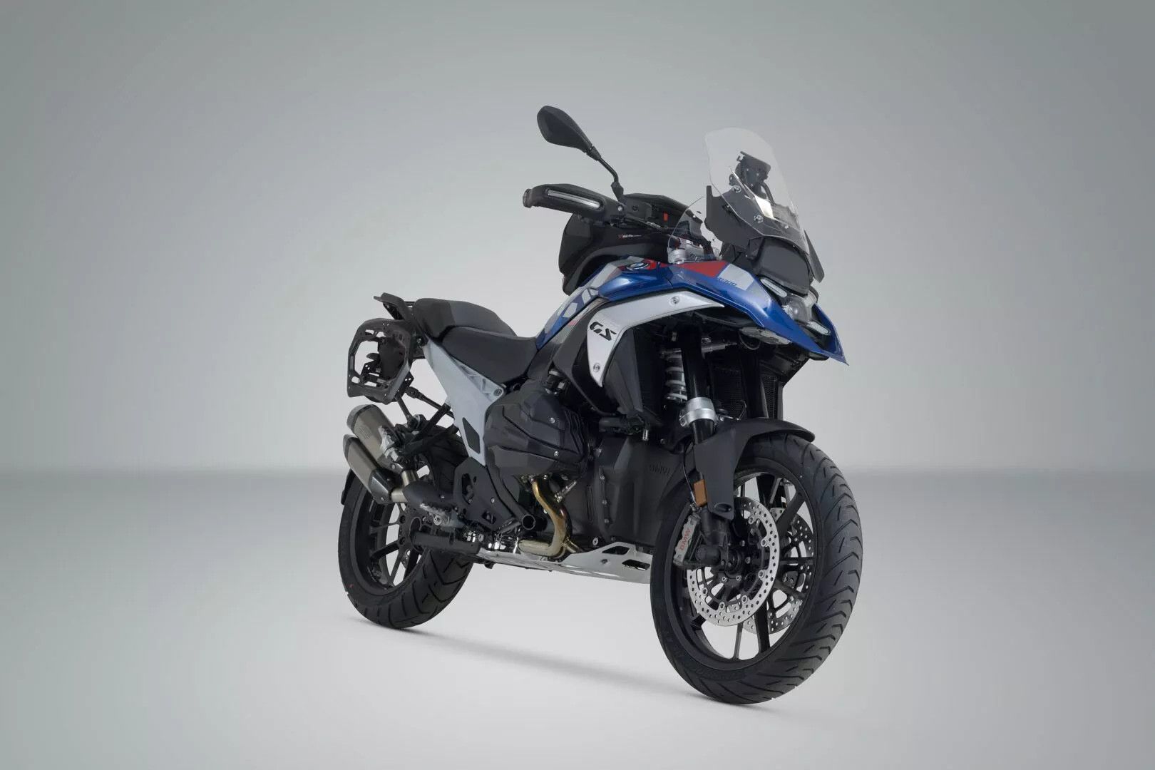 Sw-motech KFT.07.975.30001/B PRO oldalsó tartó Csomagtartó állvány motorkerékpárra 1
