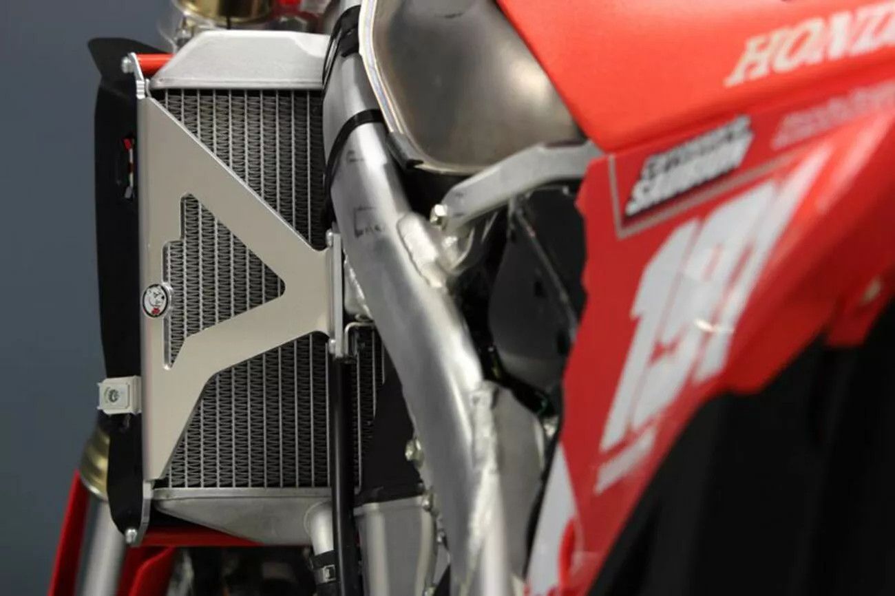 Axp racing AX1598 radiátormerevítők Hardware & Accessories 3