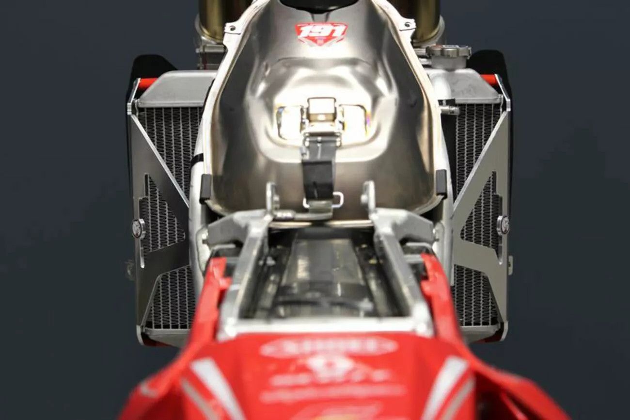 Axp racing AX1598 radiátormerevítők Hardware & Accessories 6