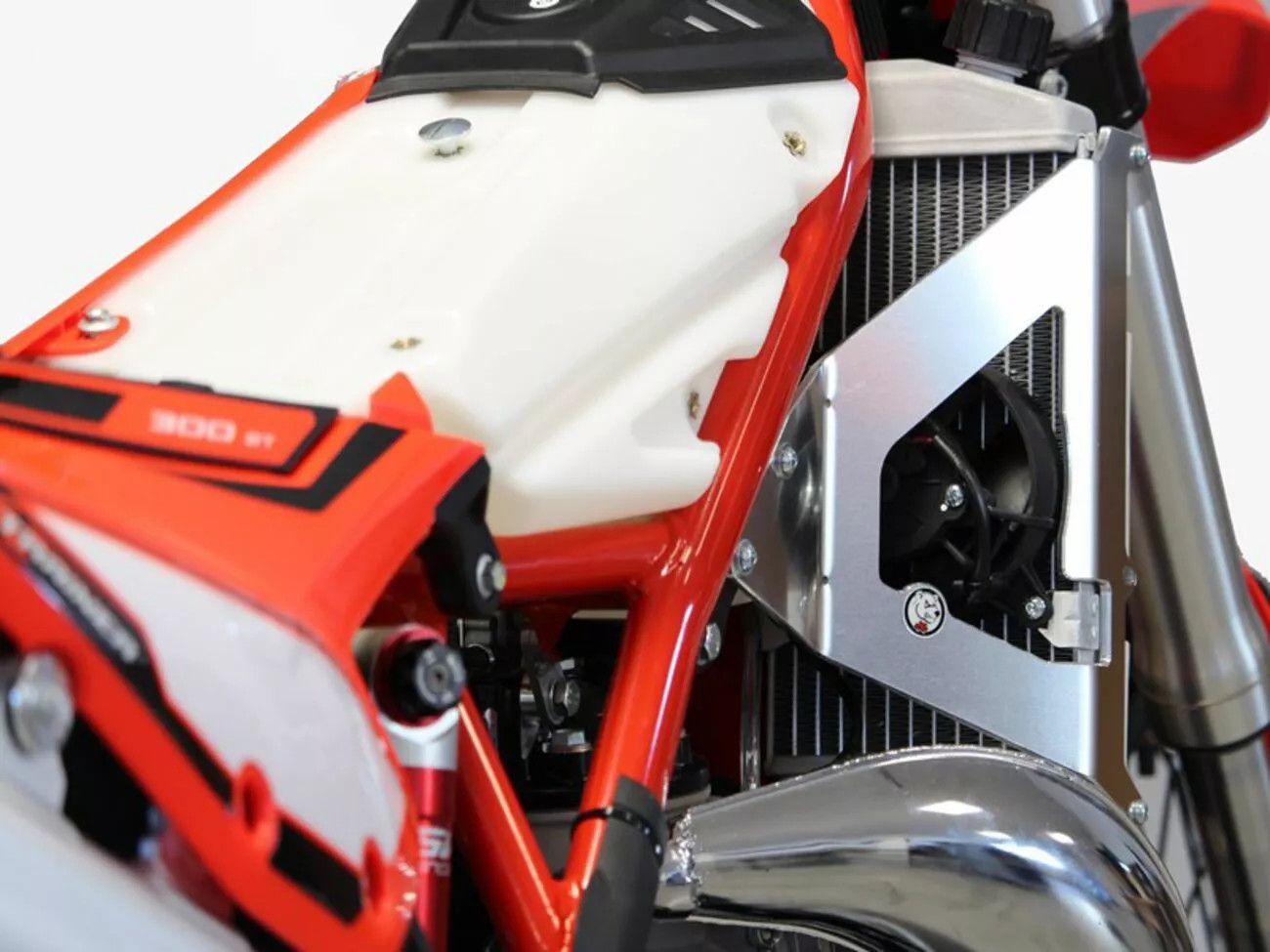 Axp racing AX1680 radiátormerevítők Hardware & Accessories 2