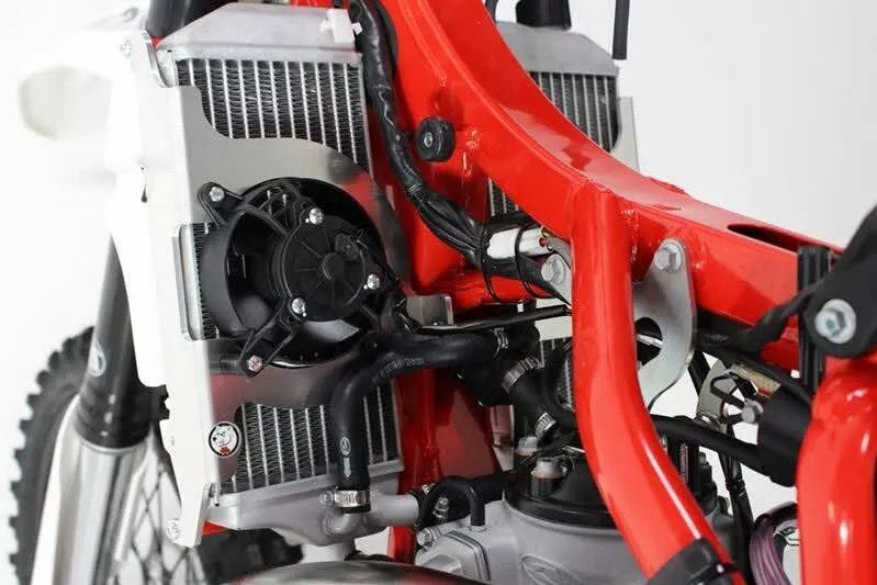 Axp racing AX1552 radiátormerevítők Hardware & Accessories 1