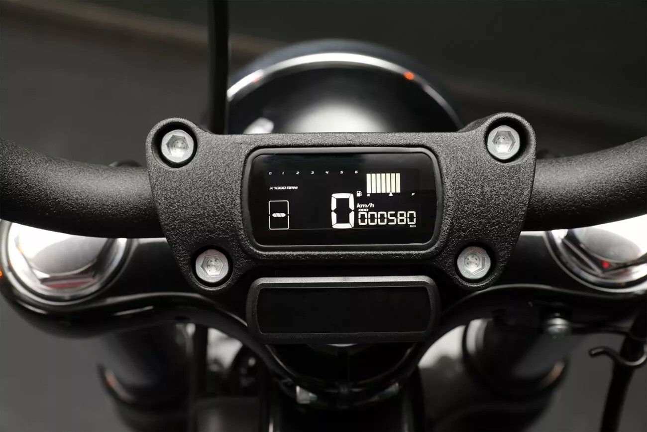 Koso north america BA080020 D2 LCD mérő Sebességmérő és fordulatszámmérő 2