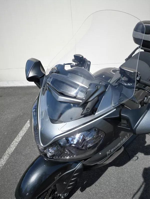 Bullster BK105GTIN buborékos szélvédő Kawasakihoz Szélvédő, plexi, fejidom 0