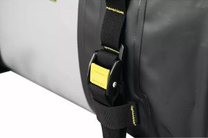 Nelson rigg SE-4060 hurrikán duffle táska 1