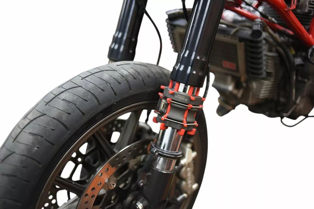 Bikeservice BSD00356 univerzális elülső villa pecséttelvezető 1